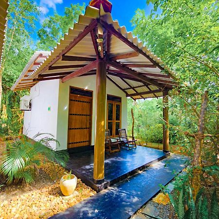 Hotel Bright Sun Safari Udawalawe Exterior foto